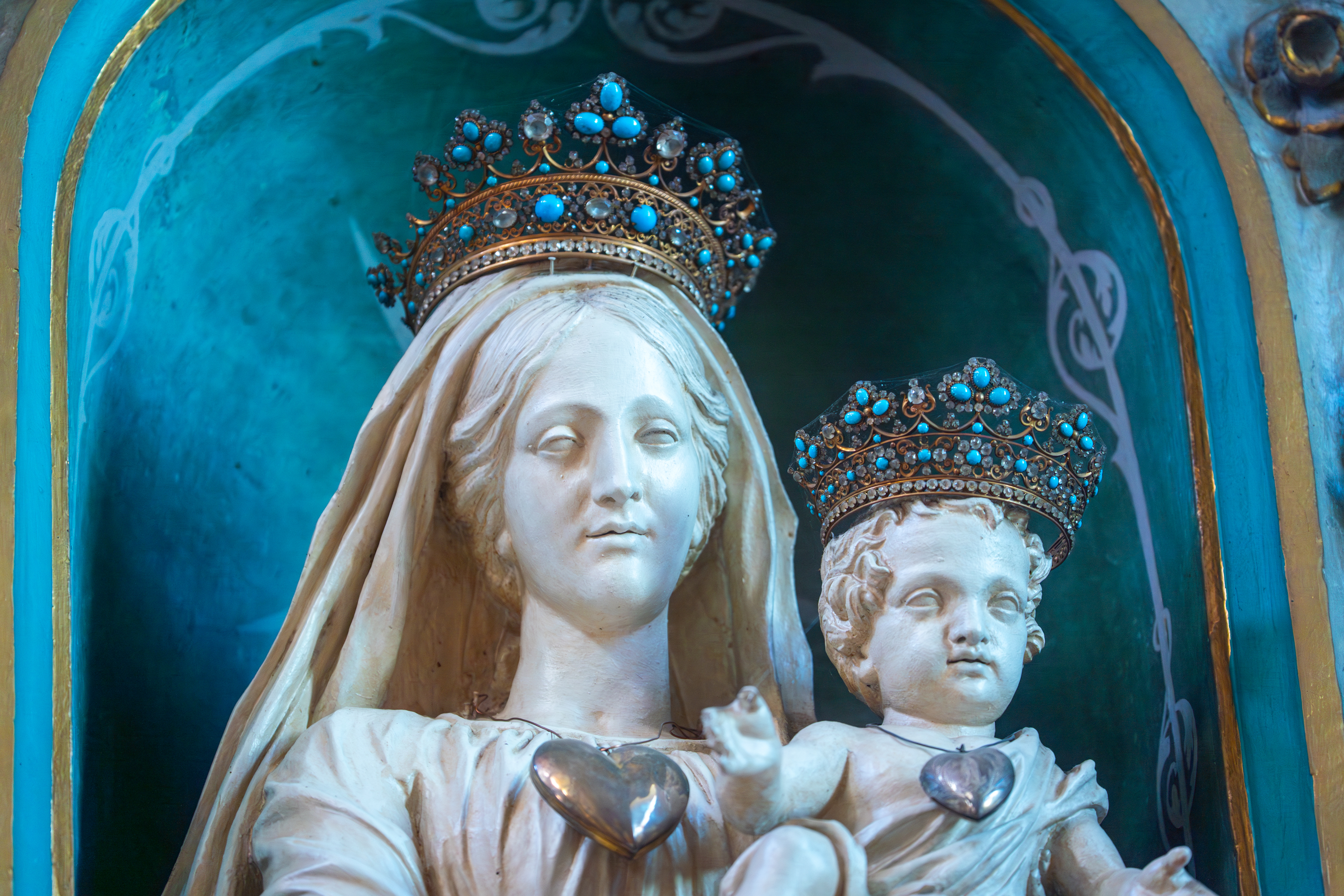 Vierge à l'Enfant — église Saint-Luc Amplepuis